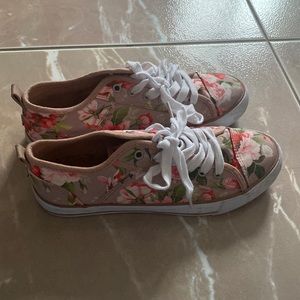 floral shoes size 8